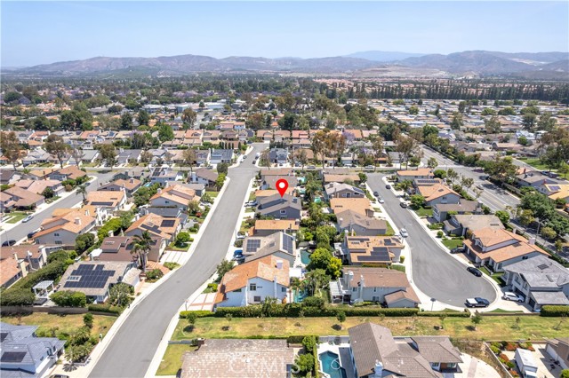 16 Harrisburg, Irvine CA: https://media.crmls.org/medias/6d7c304f-1758-4064-b059-f840192df583.jpg