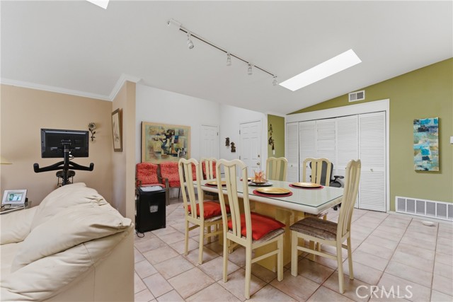 Detail Gallery Image 16 of 42 For 3030 Samoa, Costa Mesa,  CA 92626 - 4 Beds | 3 Baths