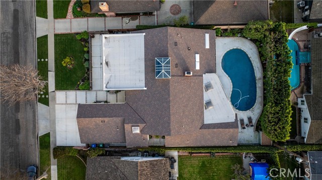 Detail Gallery Image 40 of 42 For 6470 E Mantova St, Long Beach,  CA 90815 - 4 Beds | 3 Baths