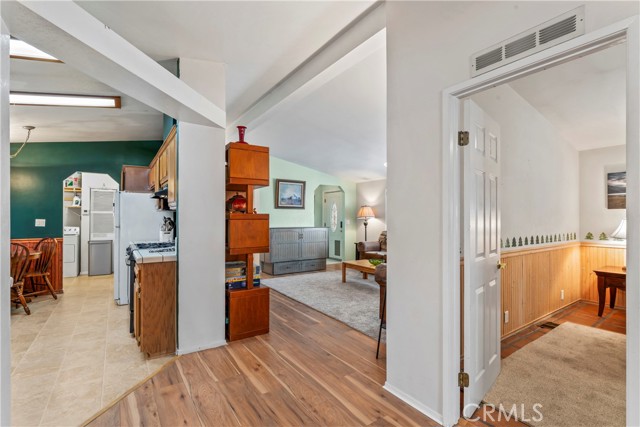 Detail Gallery Image 23 of 35 For 2113 Spring Oak, Running Springs,  CA 92382 - 3 Beds | 2 Baths