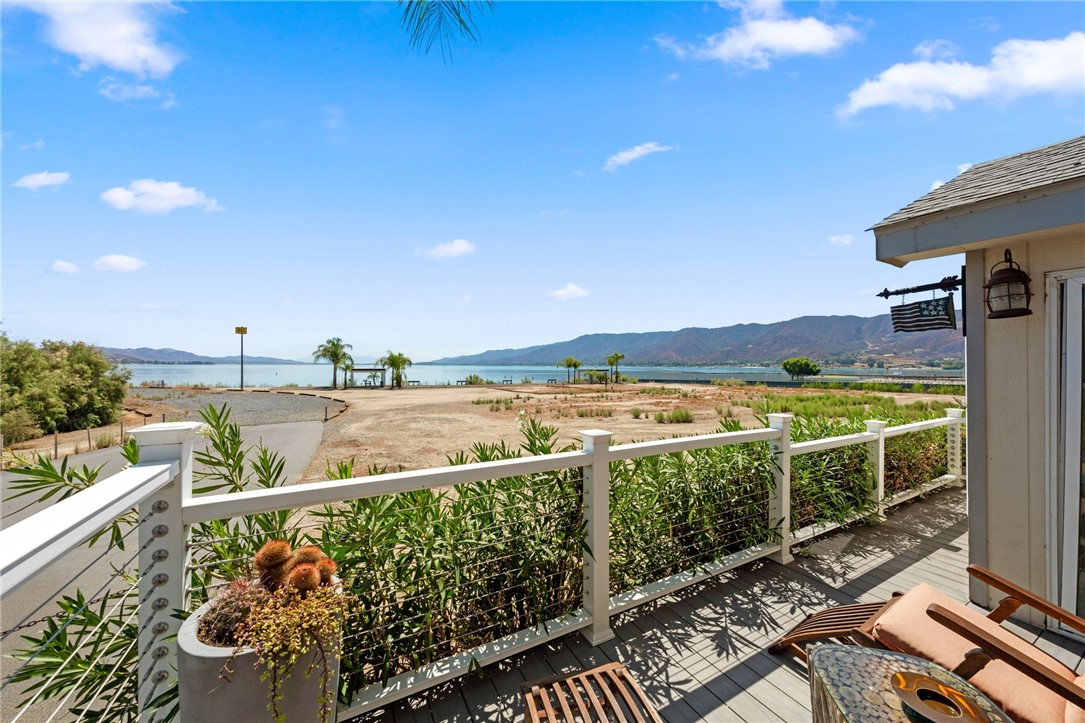 Detail Gallery Image 12 of 33 For 32000 Riverside #J-8,  Lake Elsinore,  CA 92530 - 1 Beds | 1 Baths