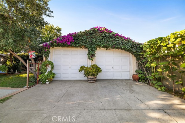 1337 W Gage Avenue, Los Angeles CA: https://media.crmls.org/medias/6d7df38a-1b83-416a-8c65-747f0bd1947b.jpg