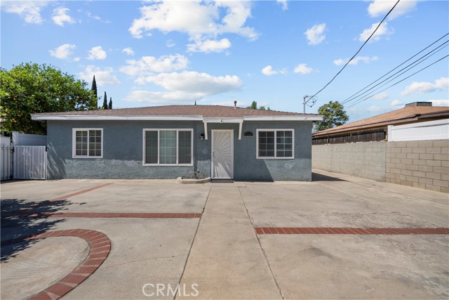Detail Gallery Image 2 of 43 For 10117 Sharp Ave, Arleta,  CA 91331 - 4 Beds | 2/1 Baths