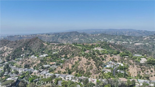 Detail Gallery Image 60 of 65 For 9484 Gloaming Dr, Beverly Hills,  CA 90210 - 4 Beds | 4 Baths
