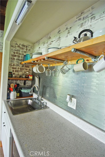 Detail Gallery Image 7 of 20 For 545 1st St #B,  Manhattan Beach,  CA 90266 - 1 Beds | 1 Baths