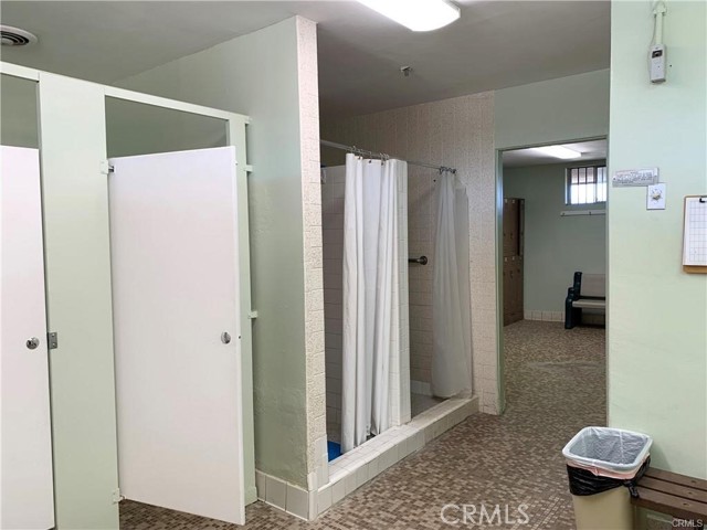 69481 Midpark Drive, Desert Hot Springs CA: https://media.crmls.org/medias/6d7ee29b-965c-4e8a-acd5-d543b066a6a1.jpg