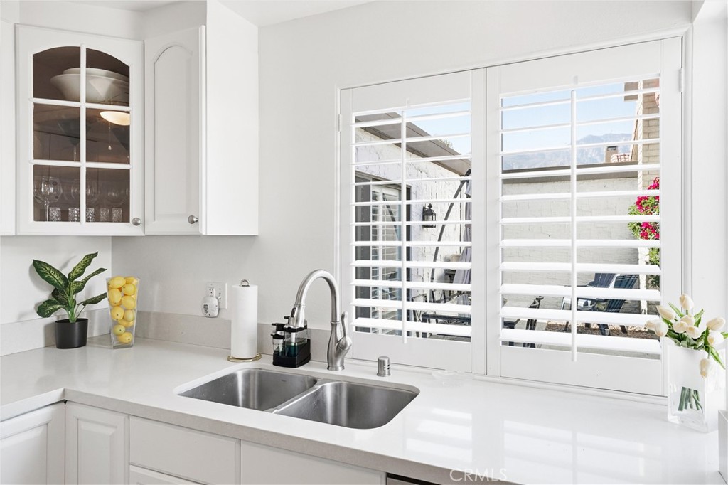 MLS #OC25270578 image #20