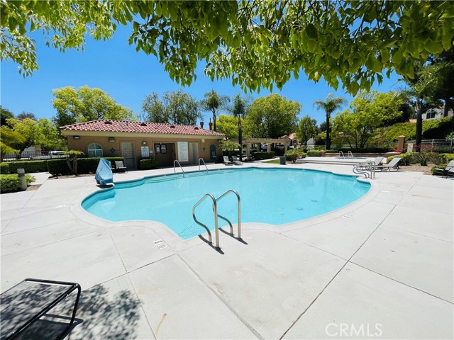 Detail Gallery Image 31 of 38 For 31926 Calle Novelda, Temecula,  CA 92592 - 3 Beds | 2 Baths