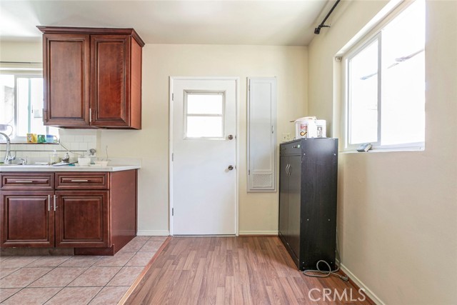 343 Concord Street, Glendale CA: https://media.crmls.org/medias/6d7fadad-e10a-4c0c-bf33-02925690496b.jpg