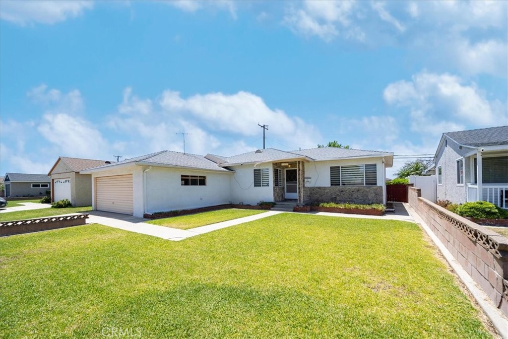 11815 Rimrock Drive