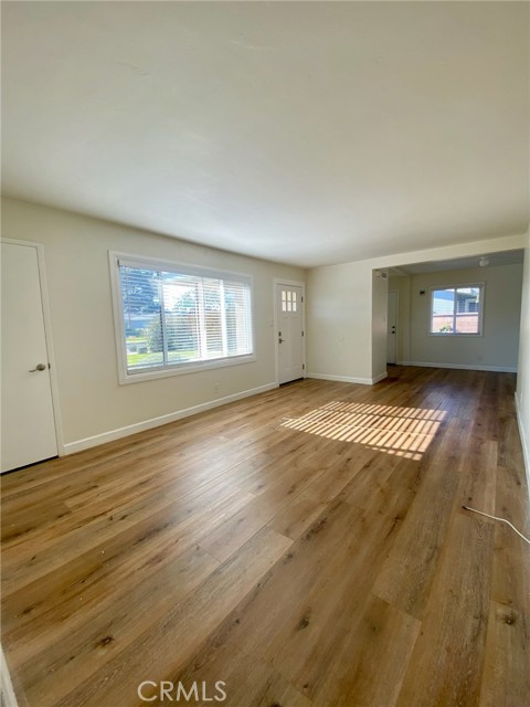 Detail Gallery Image 9 of 12 For 2345 Almond Ave, Orange,  CA 92868 - 3 Beds | 2 Baths