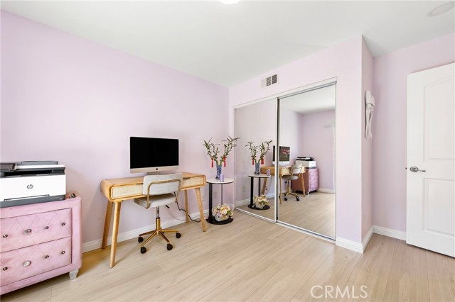 Image 25 of 38 For 8692 Belmont Street A