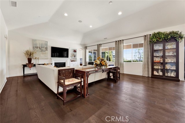 538 Francesca Lane, Glendora CA: https://media.crmls.org/medias/6d824161-adce-4d2e-8a7e-f70117916b35.jpg