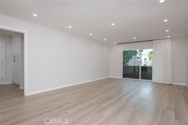 356 W California Avenue, Glendale CA: https://media.crmls.org/medias/6d8256a0-dc7b-451b-aca8-cb4a3f066179.jpg
