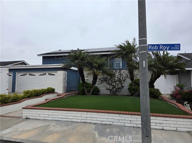 Detail Gallery Image 1 of 31 For 17352 Rob Roy Cir, Huntington Beach,  CA 92647 - 5 Beds | 3 Baths