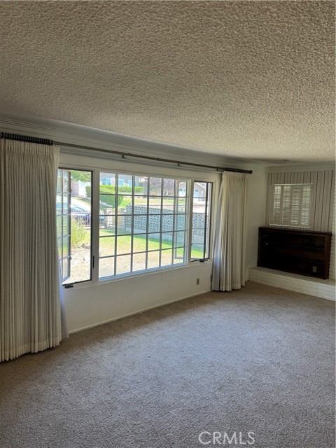 1245 Colony Drive, Upland CA: https://media.crmls.org/medias/6d84e5be-ef3a-4a85-a768-445e383883f6.jpg