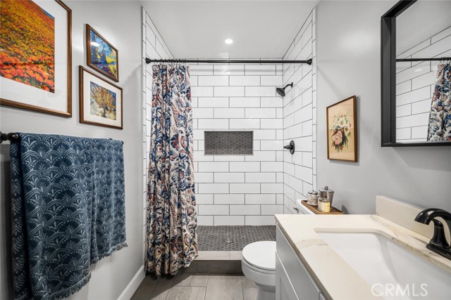 Detail Gallery Image 32 of 59 For 6110 E Walton St, Long Beach,  CA 90815 - 3 Beds | 2 Baths