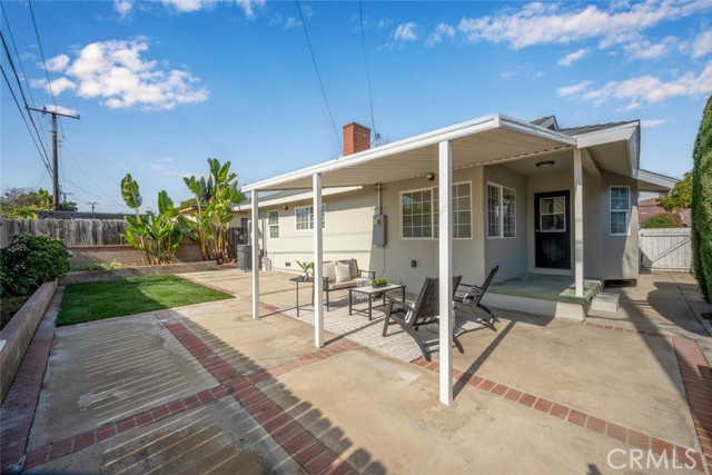 Detail Gallery Image 23 of 31 For 2612 Manhattan Beach Bld, Gardena,  CA 90249 - 3 Beds | 2 Baths