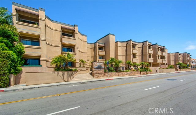 621 Lido Park Drive, Newport Beach CA: https://media.crmls.org/medias/6d856919-d37d-447c-827d-5dedff860174.jpg