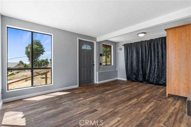 Detail Gallery Image 22 of 30 For 26120 Deertrail Dr, Tehachapi,  CA 93561 - 3 Beds | 2 Baths