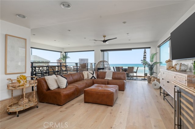 Detail Gallery Image 29 of 67 For 516 S S the Strand, Oceanside,  CA 92054 - 8 Beds | 9 Baths
