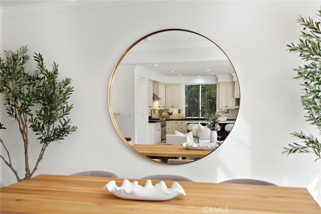 MLS #OC25257856 image #15