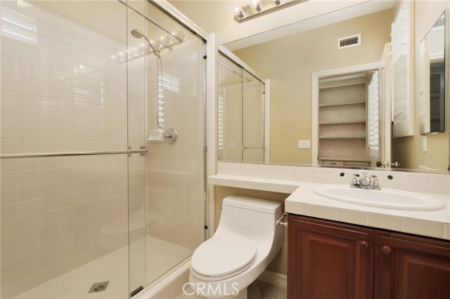6471 Frampton Circle, Huntington Beach CA: https://media.crmls.org/medias/6d86cd37-975f-4084-a571-665e759e5c53.jpg