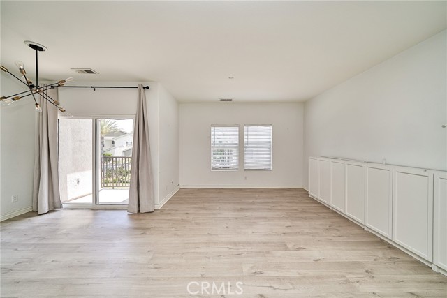 7353 Ellena W, Rancho Cucamonga CA: https://media.crmls.org/medias/6d86cf7c-a3c1-4de1-92d0-5ad24cf9c928.jpg