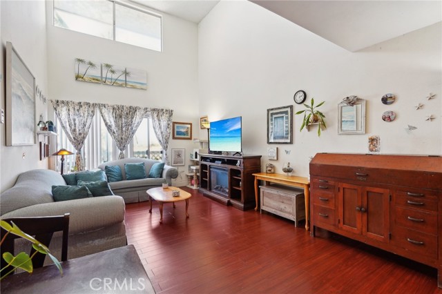 Detail Gallery Image 3 of 22 For 3565 Linden Ave #327,  Long Beach,  CA 90807 - 2 Beds | 2 Baths