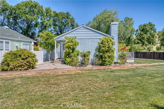 3498 Marina W Drive, Lakeport CA: https://media.crmls.org/medias/6d88a8e8-63fb-43e1-b960-dead1ddfa046.jpg