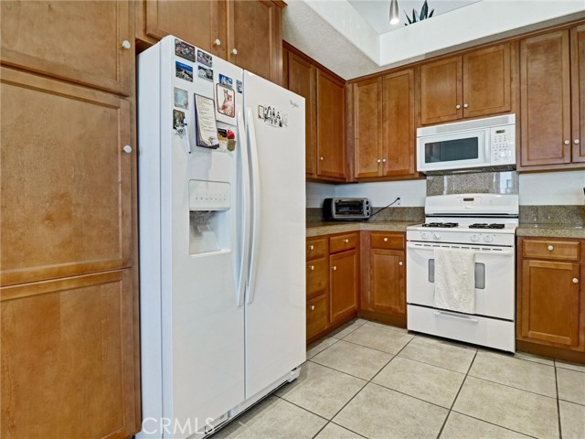 15900 Avenida Atezada, Desert Hot Springs CA: https://media.crmls.org/medias/6d89294f-918b-4988-8858-7852d0ef01c2.jpg