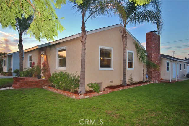 2409 Hawkins Avenue, Redondo Beach, California 90278, 3 Bedrooms Bedrooms, ,1 BathroomBathrooms,Residential,Sold,Hawkins,PV16737365