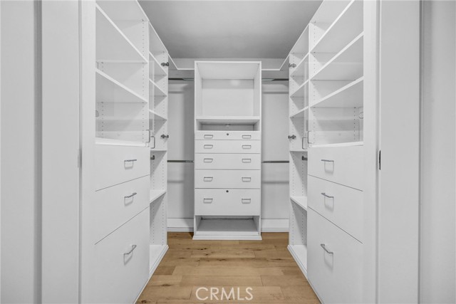 1035 Medford Road, Pasadena CA: https://media.crmls.org/medias/6d899d1b-f3df-4a10-b30e-e0ba54ee831a.jpg