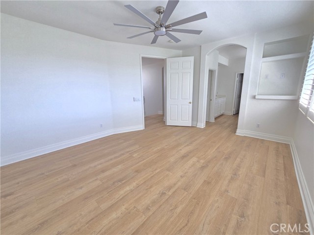 Detail Gallery Image 13 of 35 For 32921 Adelante St, Temecula,  CA 92592 - 5 Beds | 3 Baths