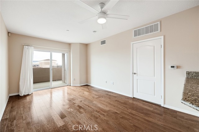 2750 ARTESIA BLVD, Redondo Beach, California 90278, 2 Bedrooms Bedrooms, ,2 BathroomsBathrooms,Residential,Sold,ARTESIA BLVD,SB23099709