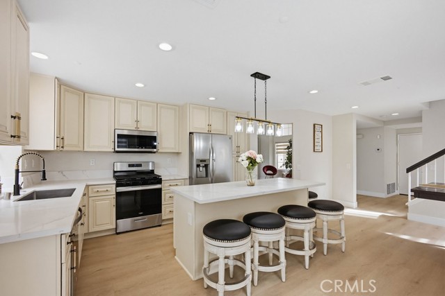 Detail Gallery Image 11 of 24 For 11484 Lime Orchard, Fontana,  CA 92337 - 3 Beds | 2/1 Baths