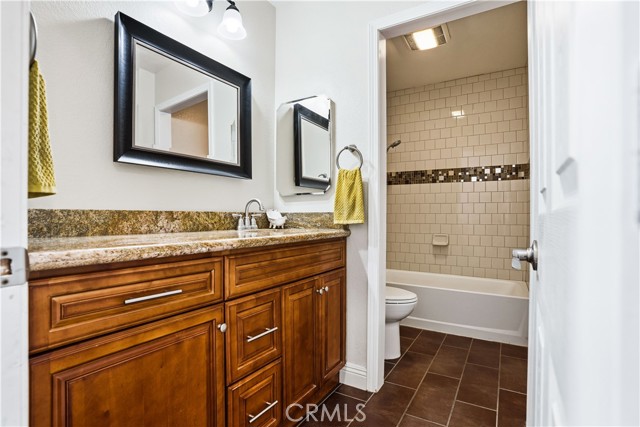 Detail Gallery Image 15 of 56 For 29870 White Sail, Canyon Lake,  CA 92587 - 4 Beds | 2 Baths