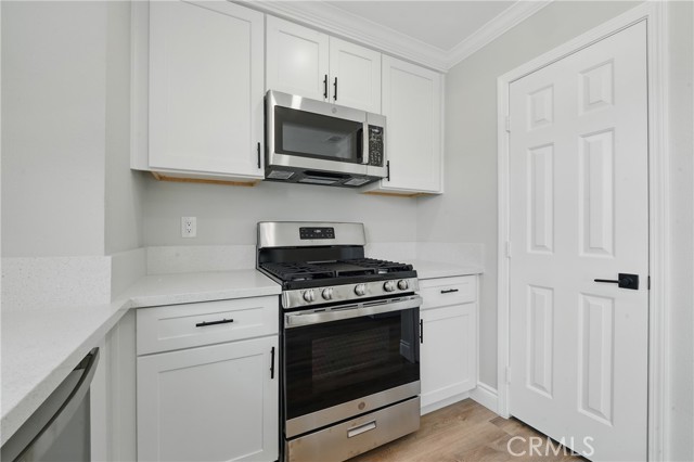 1717 Norval Street, Pomona CA: https://media.crmls.org/medias/6d8c52ad-fdb4-4a5a-8f9c-4035b8d57f80.jpg