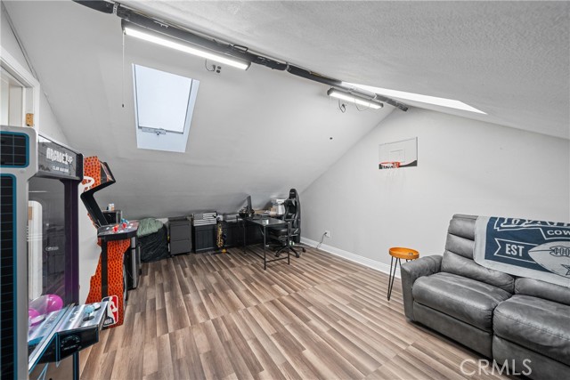 Detail Gallery Image 32 of 52 For 3805 W 180th Place, Torrance,  CA 90504 - 4 Beds | 3 Baths