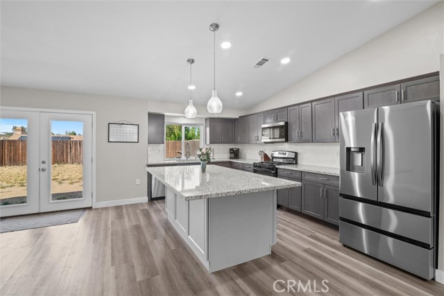 Detail Gallery Image 19 of 40 For 19018 Tule Way, Lake Elsinore,  CA 92530 - 3 Beds | 2 Baths