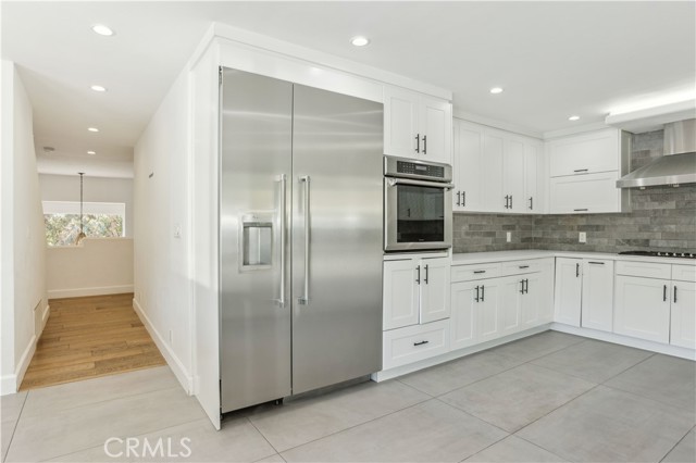 Detail Gallery Image 13 of 49 For 25650 Timpangos Dr, Calabasas,  CA 91302 - 5 Beds | 4/1 Baths