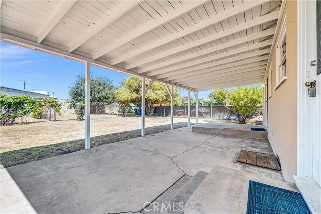 7607 Greg Avenue, Sun Valley CA: https://media.crmls.org/medias/6d8ded26-336b-4893-90fc-0e2cca8d8bd7.jpg