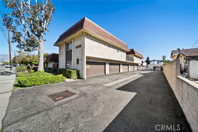 Detail Gallery Image 2 of 23 For 5538 Temple City Blvd, Temple City,  CA 91780 - 2 Beds | 2 Baths