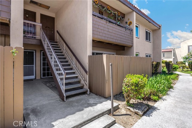 Image 3 of 28 For 2501 Sunflower Avenue H1