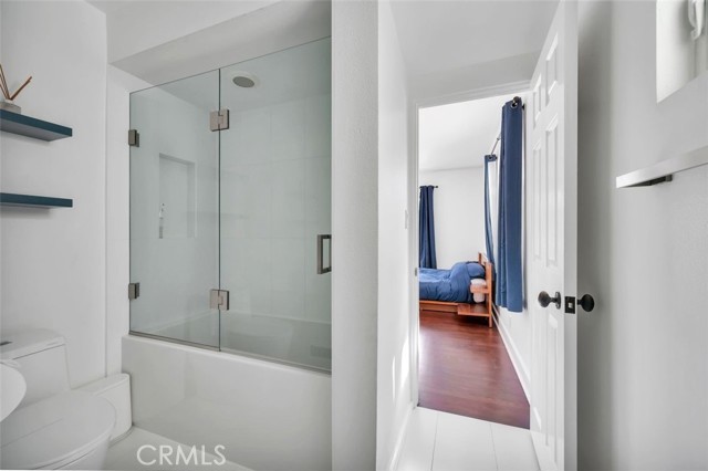 Detail Gallery Image 26 of 37 For 225 33rd, Hermosa Beach,  CA 90254 - 5 Beds | 5 Baths