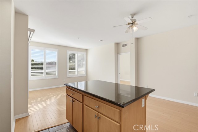 2742 Cabrillo Avenue, 212 photo 11