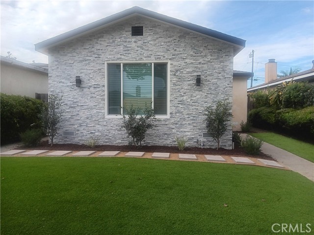 Front Image Thumbnail for CRPW26019486