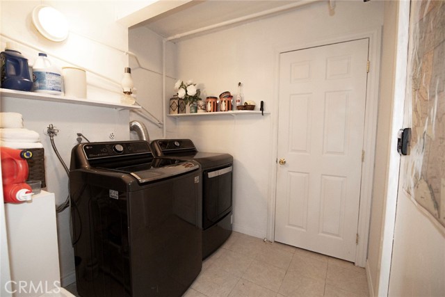 11958 Darby Avenue, Porter Ranch CA: https://media.crmls.org/medias/6d8f5f1a-3c14-4c3f-92aa-9bf7f5044f93.jpg