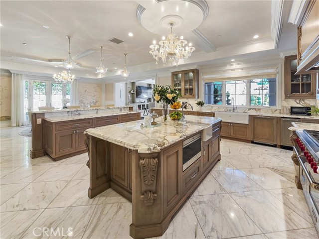 100 Palm Hill Lane, Bradbury CA: https://media.crmls.org/medias/6d90441f-22b8-42d6-893f-5c22268b0d37.jpg