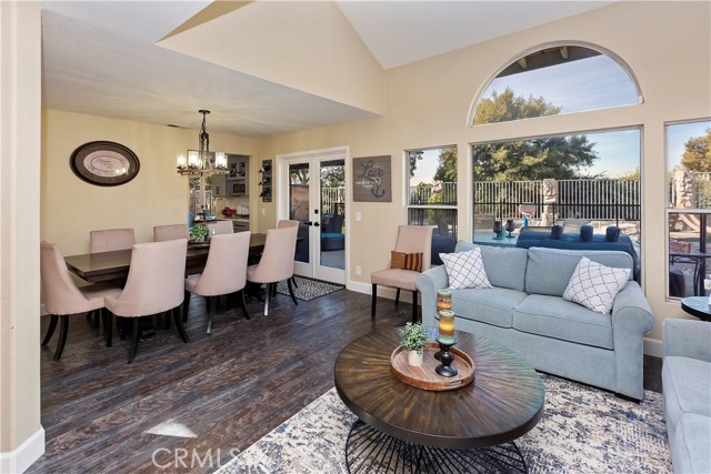 Detail Gallery Image 23 of 73 For 1140 Jonah Dr, Corona,  CA 92882 - 5 Beds | 2/1 Baths